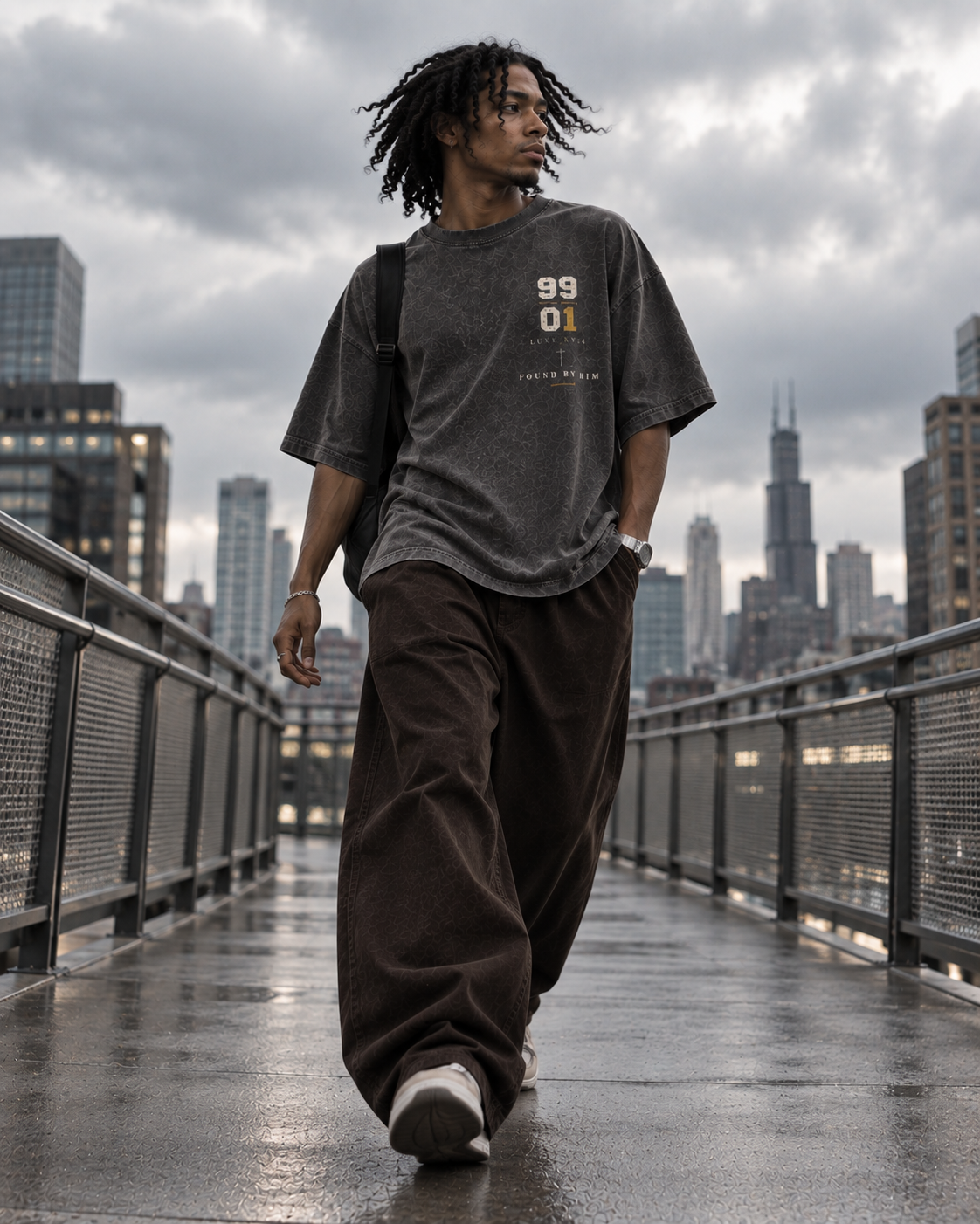THE ONE - Snow Washed Oversized Tee