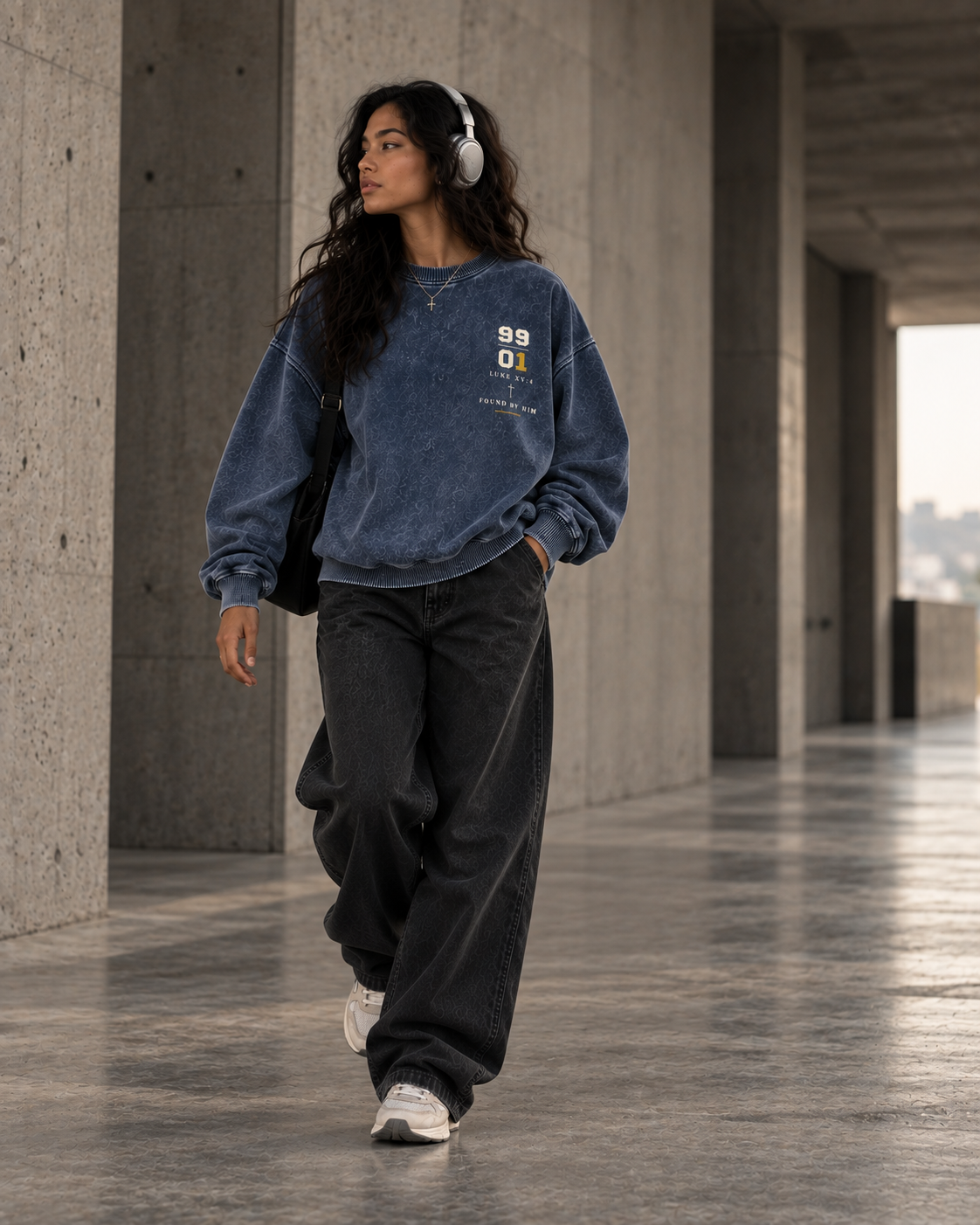 THE ONE - Mineral Wash Oversized Sweater