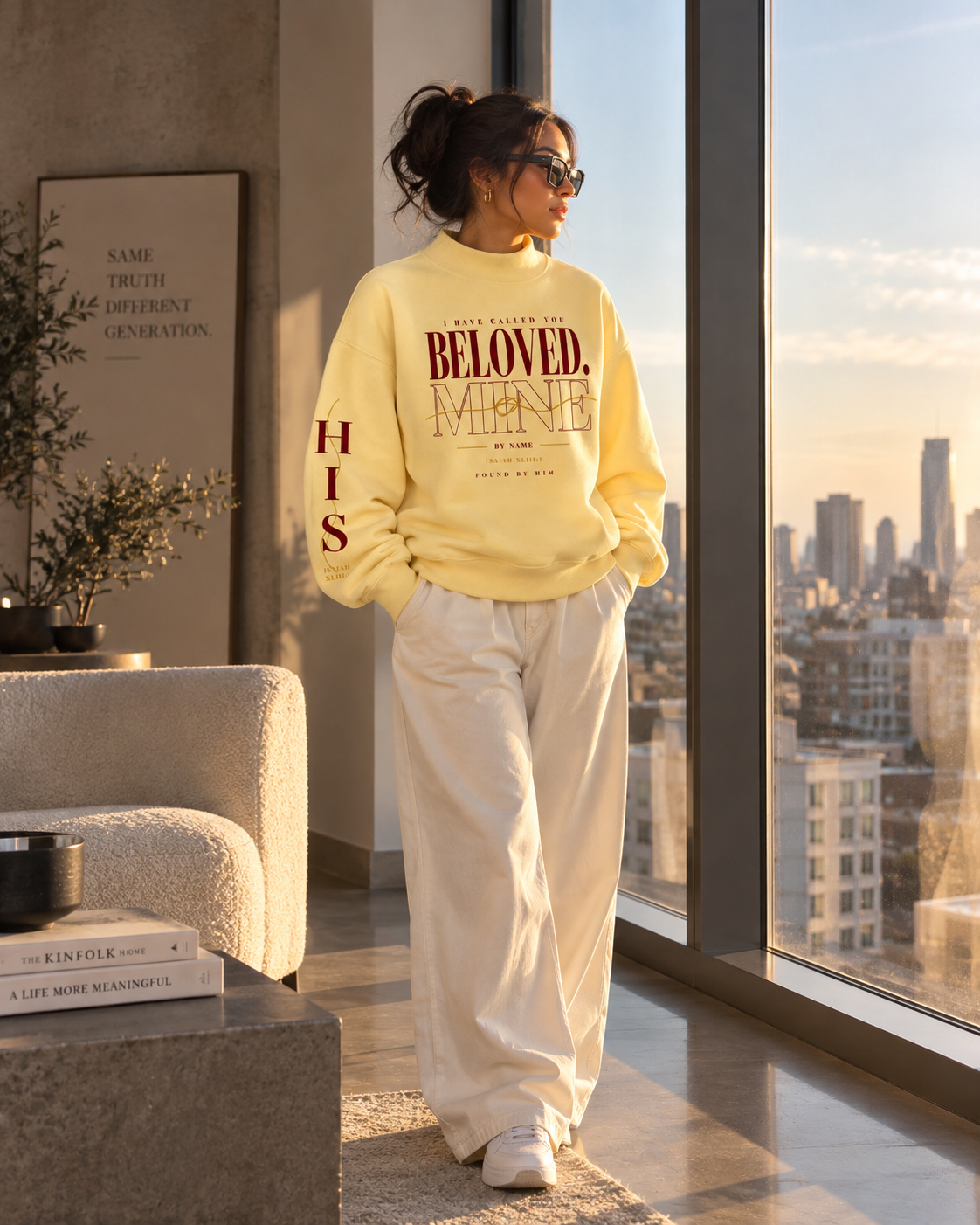 BELOVED - Women Essential Fleece Mock-Neck Crew Sweatshirt