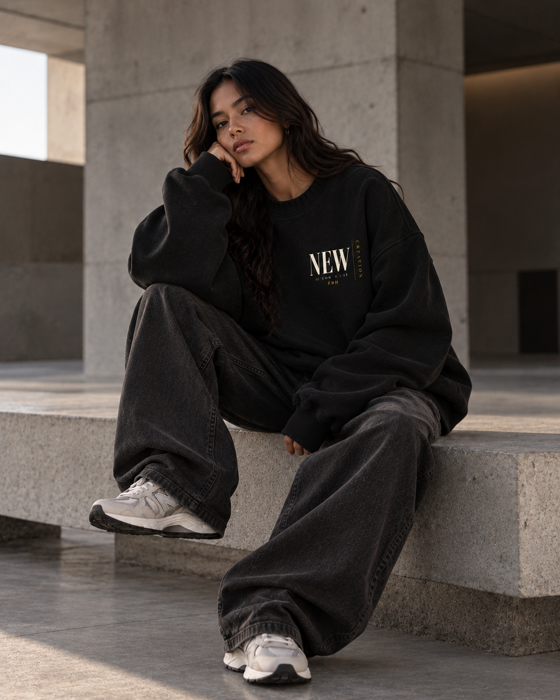 NEW CREATION - Knitted Round Neck Oversize Sweatshirt