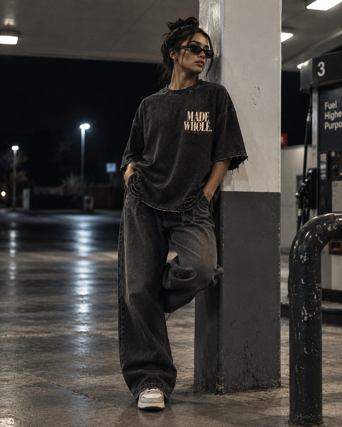 MADE WHOLE - Snow Washed Raw-Hem Tee