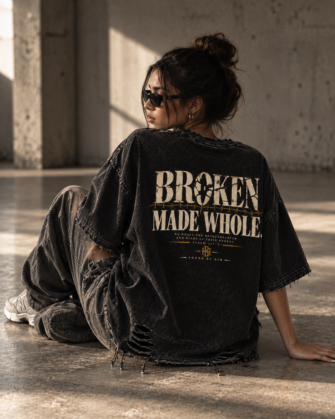 MADE WHOLE - Snow Washed Raw-Hem Tee